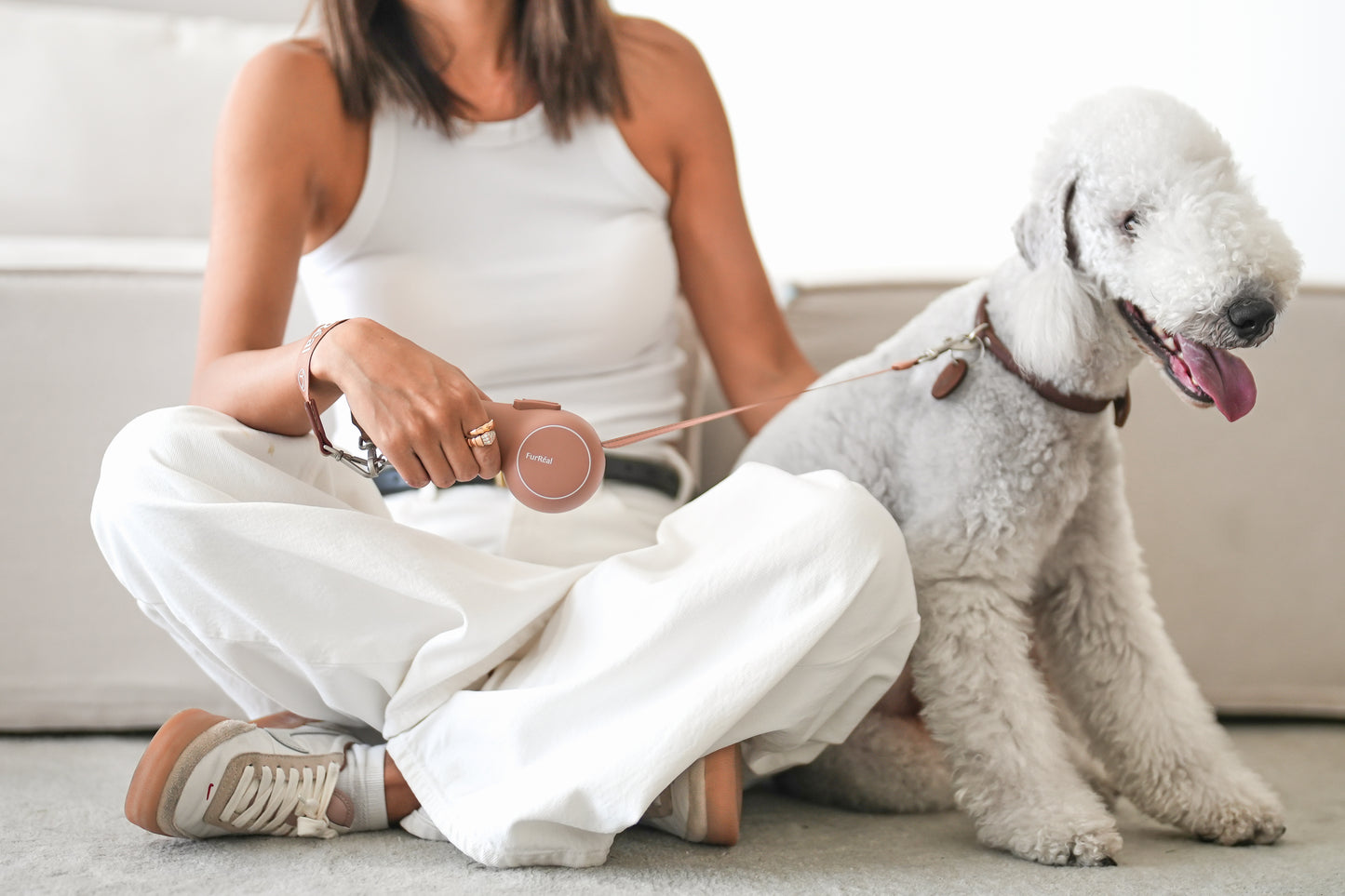 Furreal™ Chocoleash Heated Retractable Dog Leash – Award-Winning Design with Dual Temperature & Safety Strap