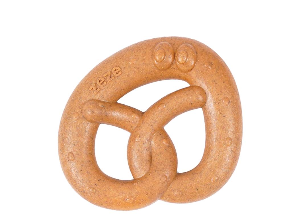 Zeze Pretzel Wood Knot Dog Teething Toy