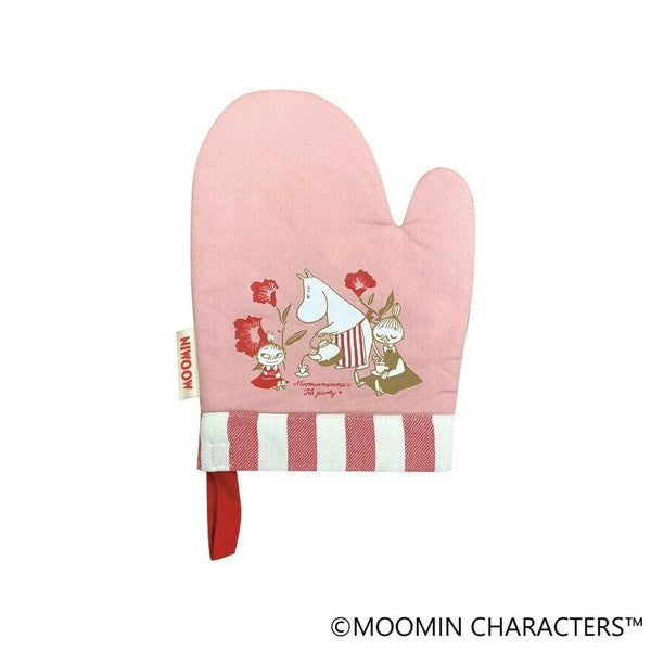 Moomin Mama’s Tea Party Oven Mitt