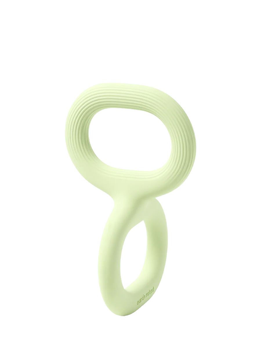 Earth Rated Tug Toy - Rubber - Small