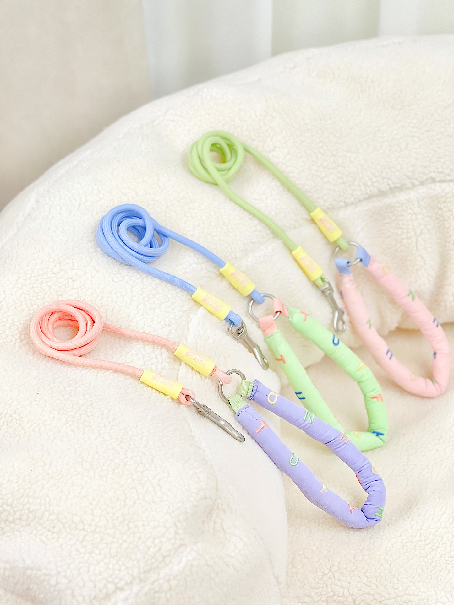 TUFFHOUND Cloud Soft Bubble Dog Leash