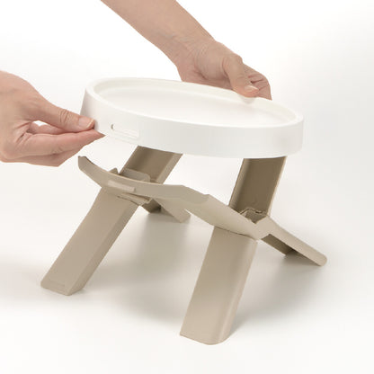 Richell Foldable Pet Feeding Table Single Bowl Beige