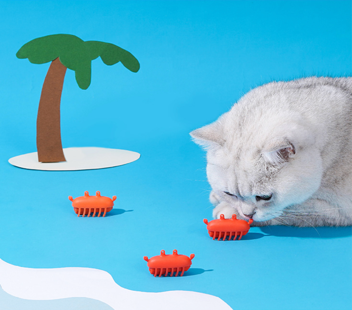 Zeze Little Red Crab Interactive Cat Toy