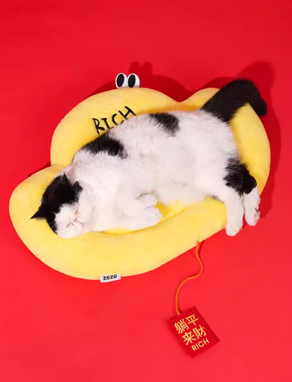 Zeze Yuanbao Shaped Pet Cushion