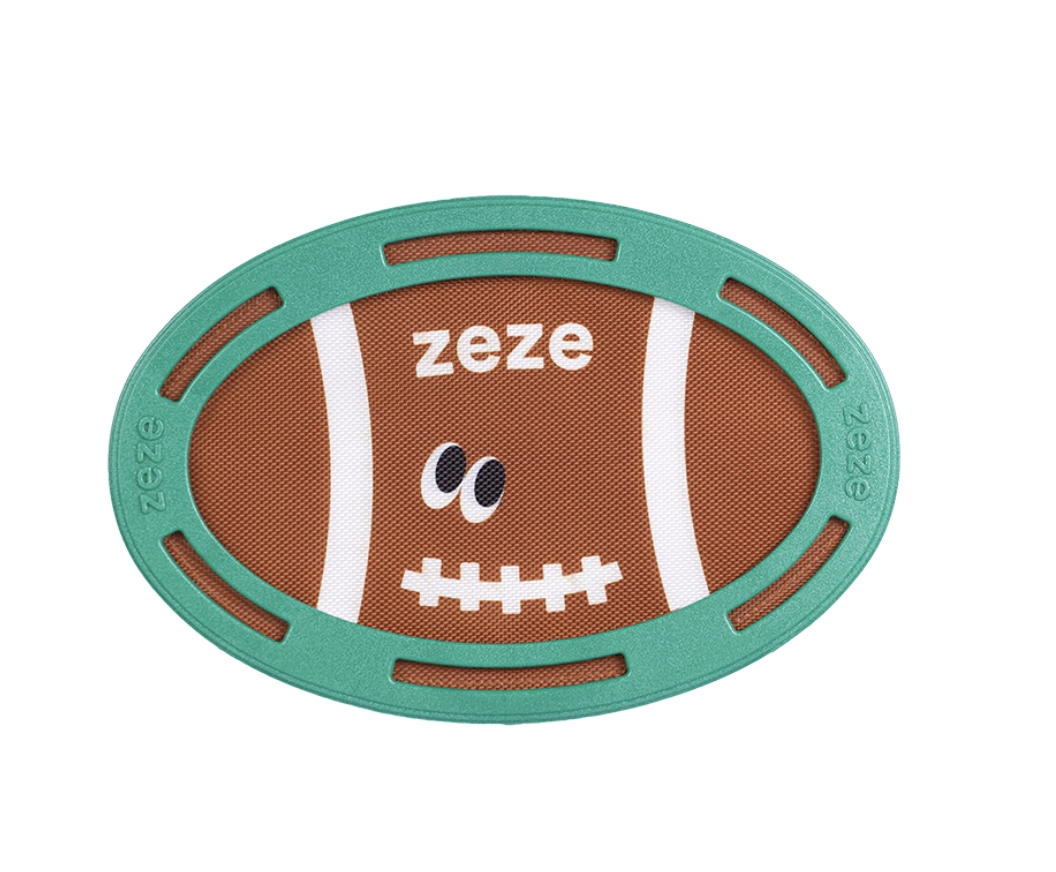 Zeze Rugby Ball Dog Flyer Toy