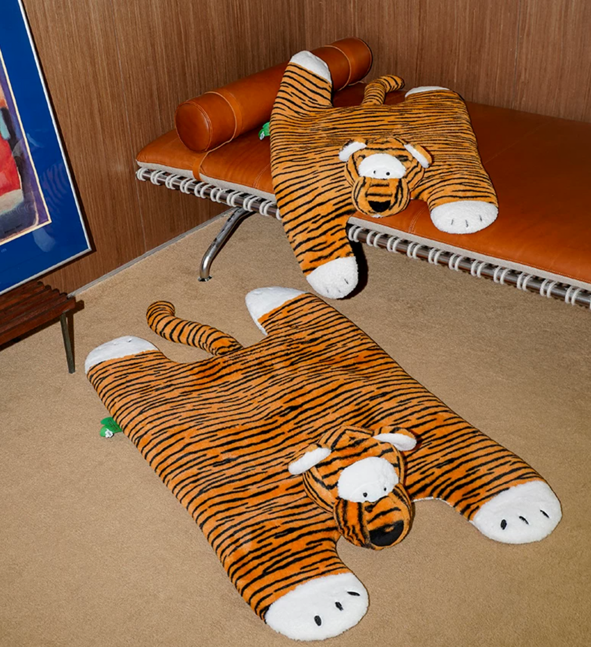 Zeze "Tiger Descent" Multi-Purpose Pet Mat