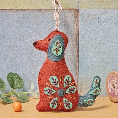 Felt Mini Kit – Folk Embroidery – Dog (Product of UK)