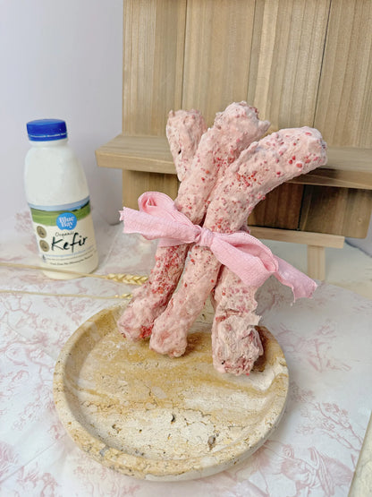 Kefir Goat Yogurt & Strawberry Coated Duck Neck | Maybo Freeze-Dried