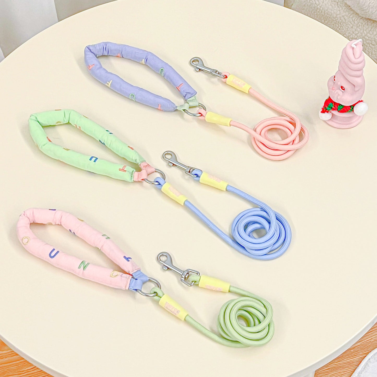 TUFFHOUND Cloud Soft Bubble Dog Leash