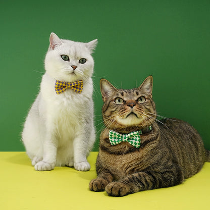 Zeze Checkerboard Cat Collar with Bow Tie